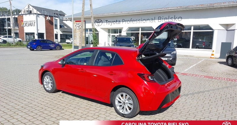 Toyota Corolla cena 130100 przebieg: 4, rok produkcji 2023 z Wielichowo małe 232
